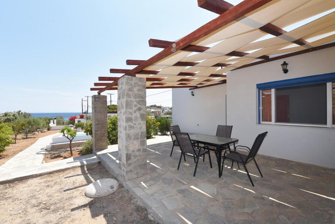 Flora'S Beach And Pool Villa In Syros Liaropá المظهر الخارجي الصورة