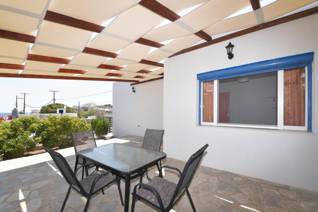 Flora'S Beach And Pool Villa In Syros Liaropá المظهر الخارجي الصورة