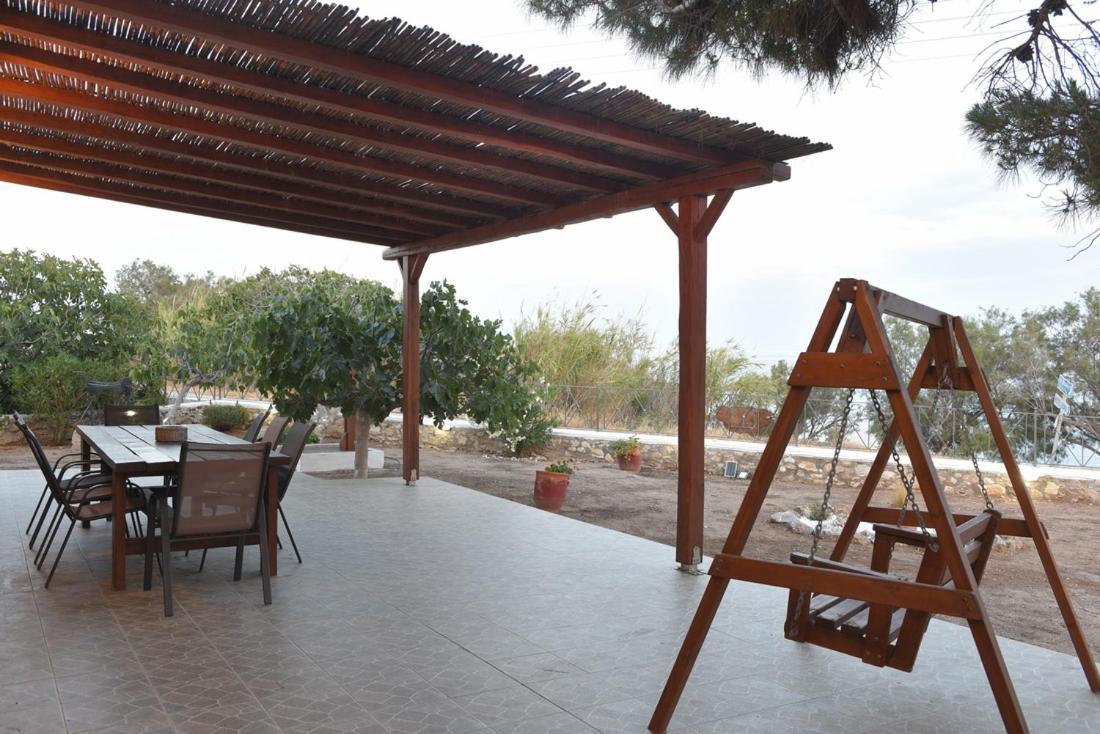 Flora'S Beach And Pool Villa In Syros Liaropá المظهر الخارجي الصورة