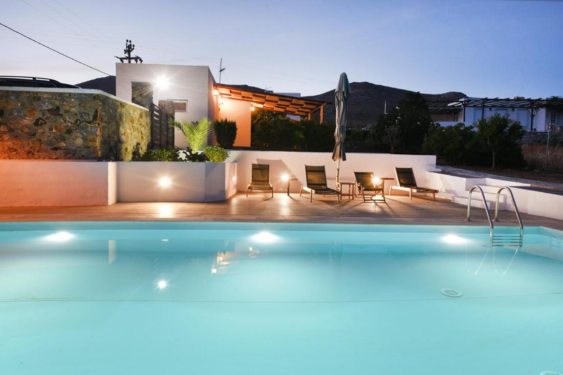 Flora'S Beach And Pool Villa In Syros Liaropá المظهر الخارجي الصورة