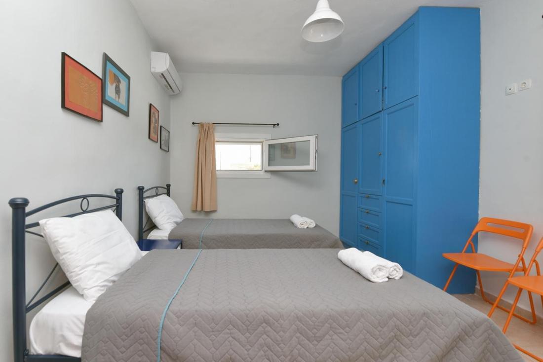 Flora'S Beach And Pool Villa In Syros Liaropá المظهر الخارجي الصورة